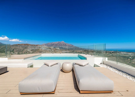 LUXURY DUPLEX PENTHOUSE IN LA QUINTA
