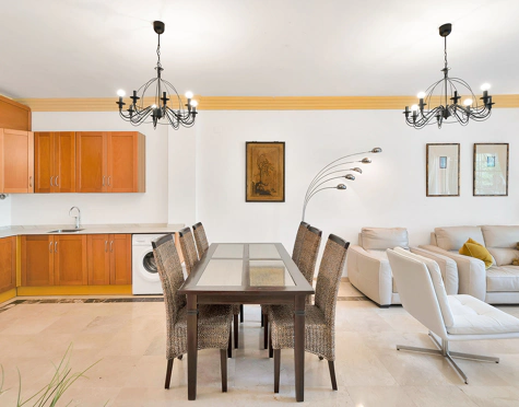GARDEN VIEW APARTMENT IN NUEVA ANDALUCÍA