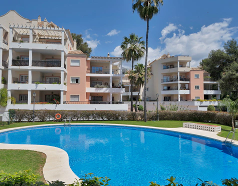 GARDEN VIEW APARTMENT IN NUEVA ANDALUCÍA