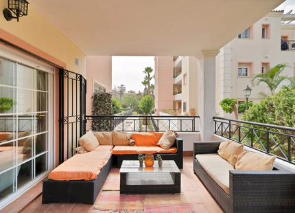 GARDEN VIEW APARTMENT IN NUEVA ANDALUCÍA