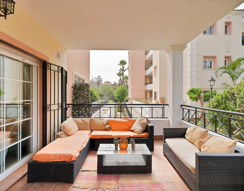 GARDEN VIEW APARTMENT IN NUEVA ANDALUCÍA