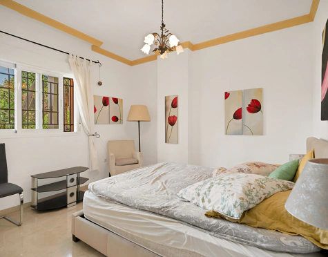 GARDEN VIEW APARTMENT IN NUEVA ANDALUCÍA