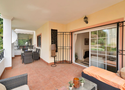 GARDEN VIEW APARTMENT IN NUEVA ANDALUCÍA