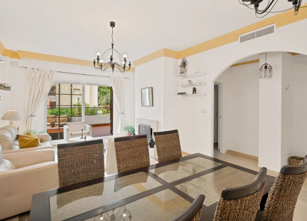 GARDEN VIEW APARTMENT IN NUEVA ANDALUCÍA
