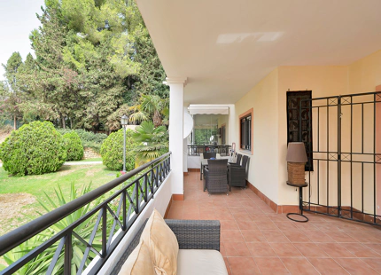 GARDEN VIEW APARTMENT IN NUEVA ANDALUCÍA