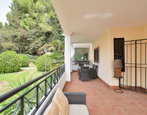 GARDEN VIEW APARTMENT IN NUEVA ANDALUCÍA