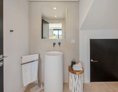 Villa for sale in Nueva Andalucia, Marbella