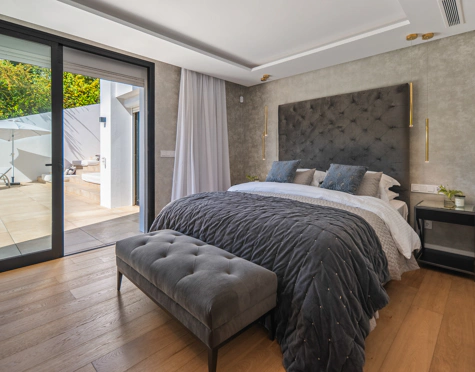 Villa for sale in Nueva Andalucia, Marbella
