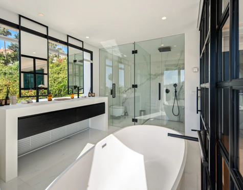 Villa for sale in Nueva Andalucia, Marbella