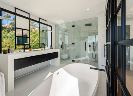 LUXURY CONTEMPORARY VILLA IN NUEVA ANDALUCÍA