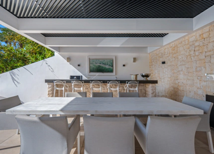 LUXURY CONTEMPORARY VILLA IN NUEVA ANDALUCÍA