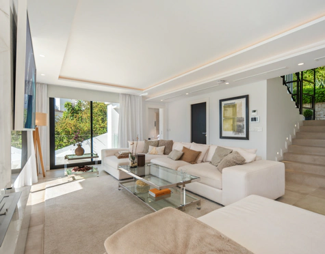 Villa for sale in Nueva Andalucia, Marbella