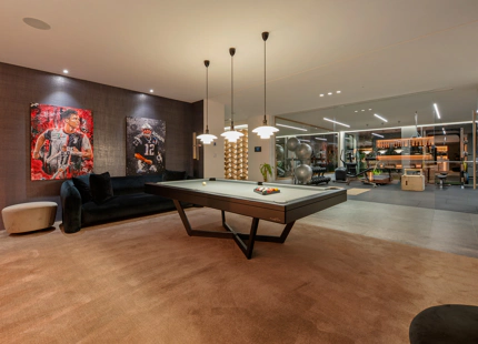 CONTEMPORARY LUXURY VILLA IN LA QUINTA
