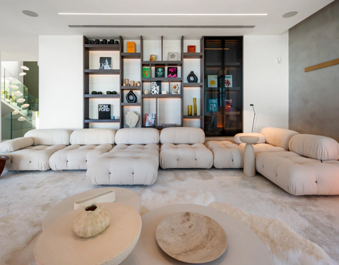 Villa for sale in La Quinta, Benahavis