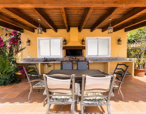 Villa for sale in La Quinta, Benahavis