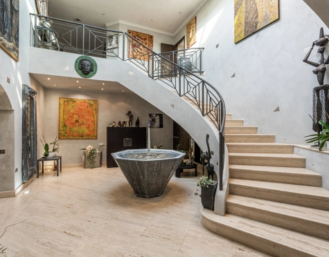 Villa for sale in Paraiso Barronal, Estepona East