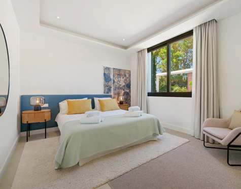 Villa en venta en Altos de Puente Romano, Marbella Golden Mile