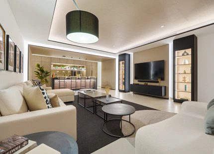 VILLA CONTEMPORÁNEA DE LUJO EN LA MILLA DE ORO CON VISTAS PANORÁMICAS