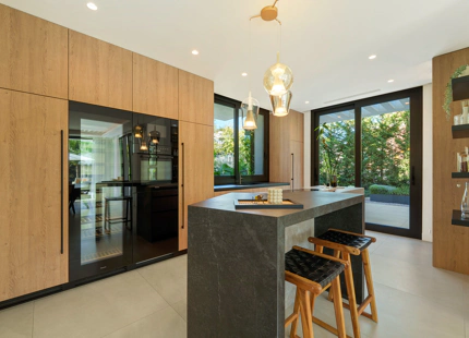VILLA CONTEMPORÁNEA DE LUJO EN LA MILLA DE ORO CON VISTAS PANORÁMICAS