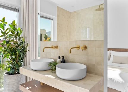ELEGANT CONTEMPORARY TOWNHOUSE IN NUEVA ANDALUCÍA NEAR PUERTO BANÚS