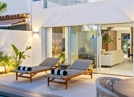 ELEGANT CONTEMPORARY TOWNHOUSE IN NUEVA ANDALUCÍA NEAR PUERTO BANÚS