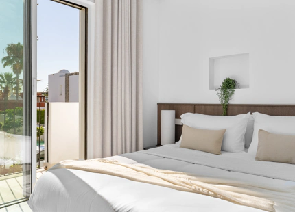 ELEGANT CONTEMPORARY TOWNHOUSE IN NUEVA ANDALUCÍA NEAR PUERTO BANÚS