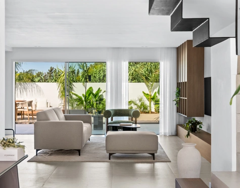 Adosado en venta en Nueva Andalucia, Marbella