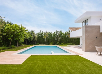 ELEGANTE VILLA CONTEMPORÁNEA CON 5 DORMITORIOS EN SUITE EN EL PARAÍSO, NEW GOLDEN MILE