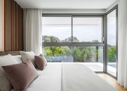 ELEGANTE VILLA CONTEMPORÁNEA CON 5 DORMITORIOS EN SUITE EN EL PARAÍSO, NEW GOLDEN MILE