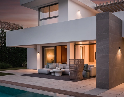Villa for sale in El Paraiso, Estepona East