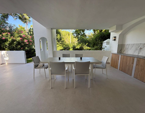 Ground Floor Apartment for sale in Alhambra del Golf, Estepona East