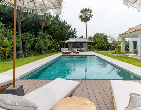 Villa for sale in Atalaya Golf, Estepona East