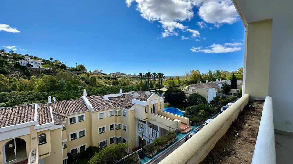 Apartamento en venta en La Quinta, Benahavis