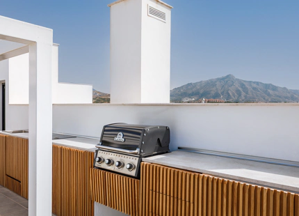 PENTHOUSE WITH SOLARIUM AND PANORAMIC VIEWS FOR SALE IN SAN PEDRO DE ALCÁNTARA