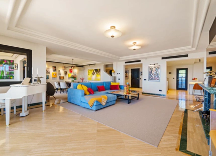 LIVELY DUPLEX PENTHOUSE FOR SALE IN MONTE PARAISO, MARBELLA