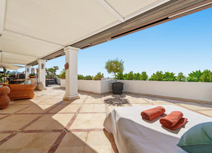 LIVELY DUPLEX PENTHOUSE FOR SALE IN MONTE PARAISO, MARBELLA