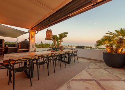 LIVELY DUPLEX PENTHOUSE FOR SALE IN MONTE PARAISO, MARBELLA