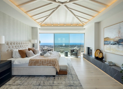 EXQUISITE VILLA WITH PANORAMIC SEA VIEWS IN MONTE HALCONES, BENAHAVÍS