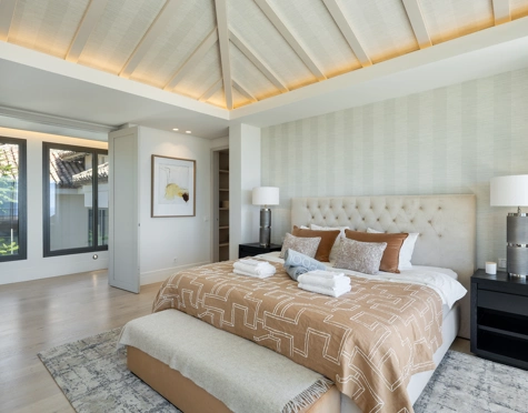 Villa for sale in Monte Halcones, Benahavis