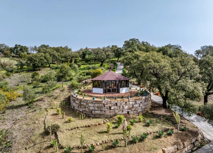 EXCEPTIONAL ANDALUSIAN FINCA FOR SALE IN MARBELLA EAST