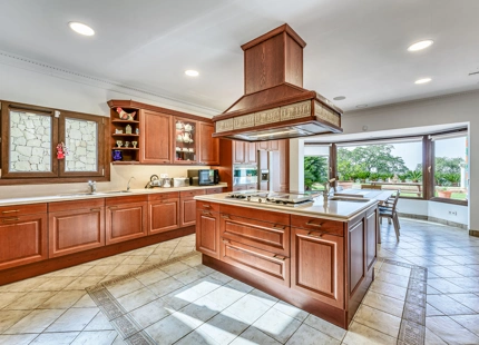 EXCEPTIONAL ANDALUSIAN FINCA FOR SALE IN MARBELLA EAST