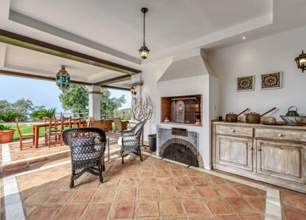 EXCEPTIONAL ANDALUSIAN FINCA FOR SALE IN MARBELLA EAST
