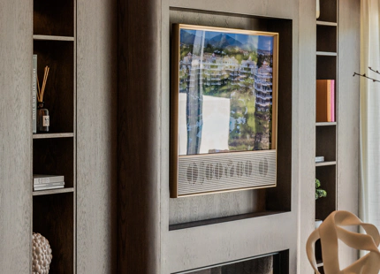 ELEGANT BEACHFRONT APARTMENT FOR SALE IN LOS MONTEROS PALM BEACH