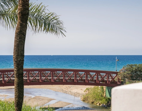 Apartment for sale in Los Monteros Palm Beach, Marbella Este