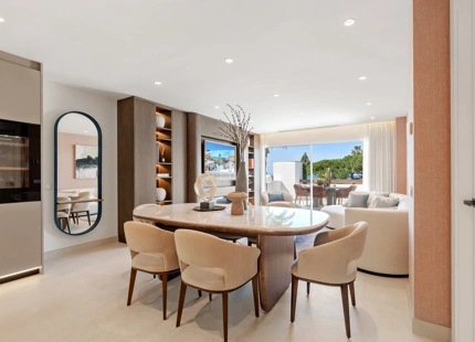 ELEGANT BEACHFRONT APARTMENT FOR SALE IN LOS MONTEROS PALM BEACH