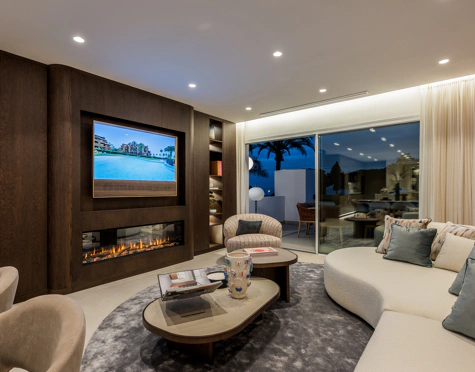Apartment for sale in Los Monteros Palm Beach, Marbella Este
