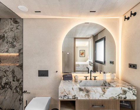 Villa en venta en Nueva Andalucia, Marbella