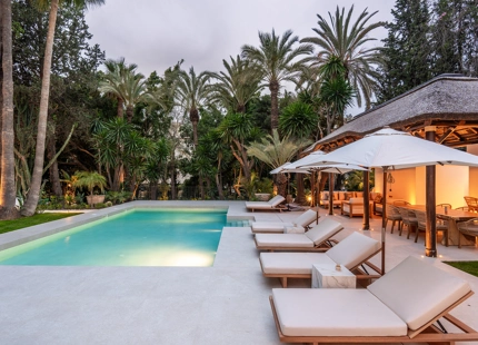 CONTEMPORARY VILLA WITH SPA, CINEMA AND GOLF VIEWS IN NUEVA ANDALUCÍA