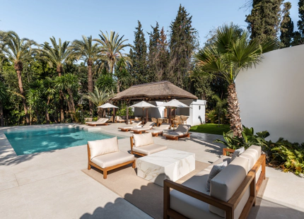 CONTEMPORARY VILLA WITH SPA, CINEMA AND GOLF VIEWS IN NUEVA ANDALUCÍA