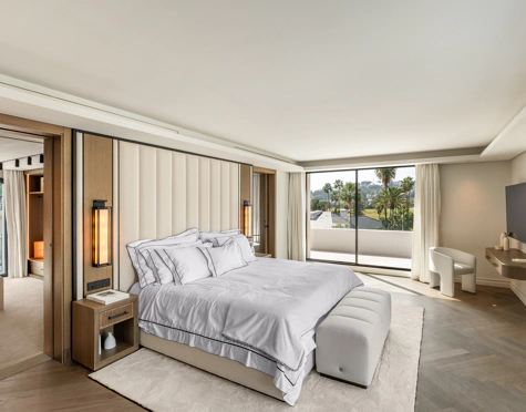 Villa en venta en Nueva Andalucia, Marbella